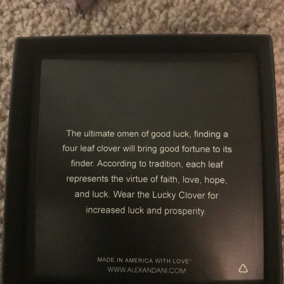 Alex and Ani Lucky Clover - Picture 6 of 8